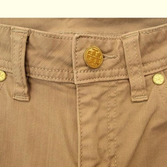 🧡🖤TORY BURCH🖤🧡 Khaki Denim Capri with Logo on Back Pockets Sz29 - Picture 2 of 10